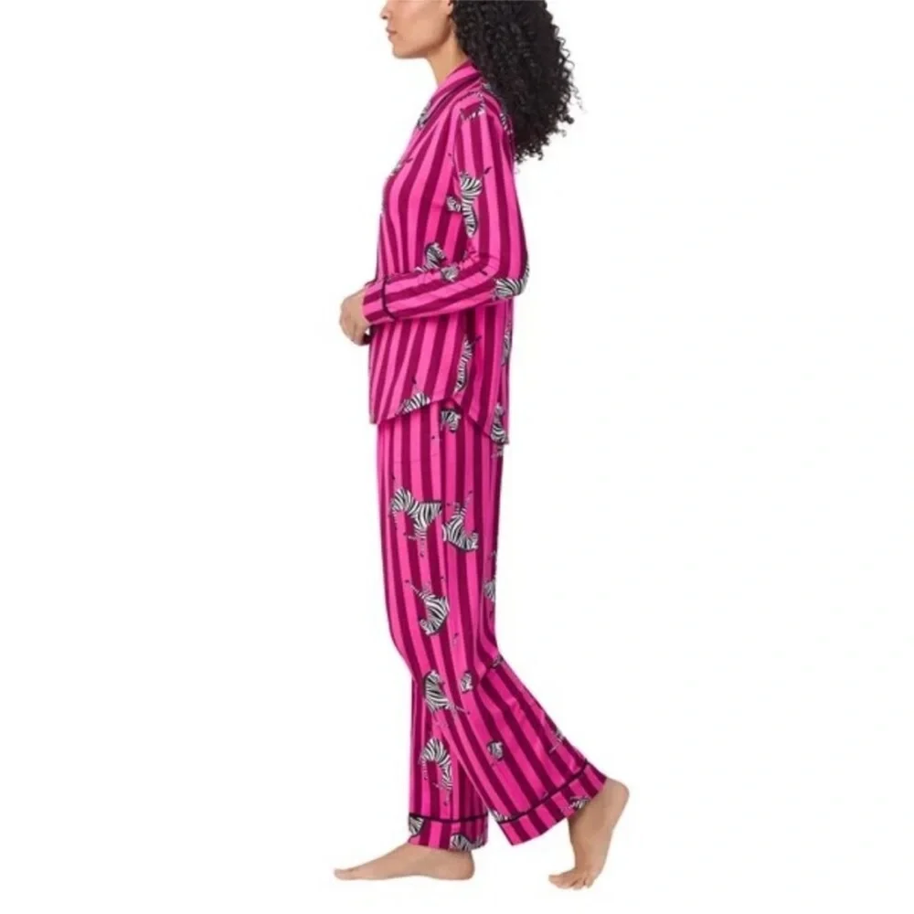 NWT Room Service Women's Shawl Collar Pajama Set Pink Size  L